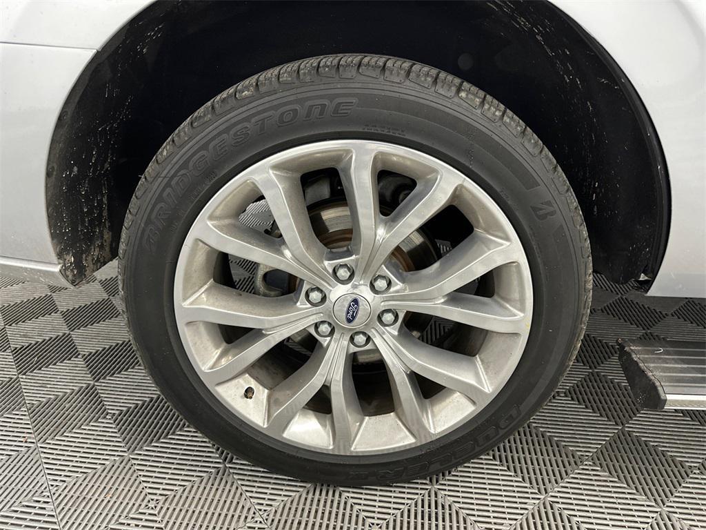 used 2018 Ford Expedition car, priced at $24,347