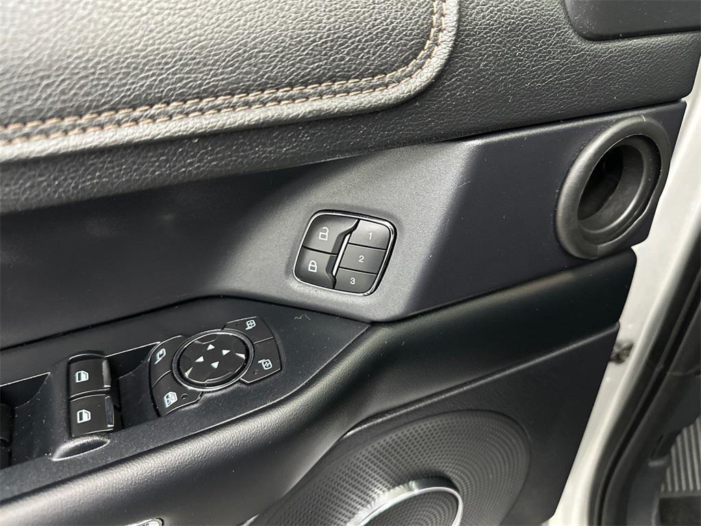 used 2018 Ford Expedition car, priced at $24,347