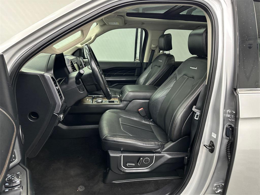 used 2018 Ford Expedition car, priced at $24,347