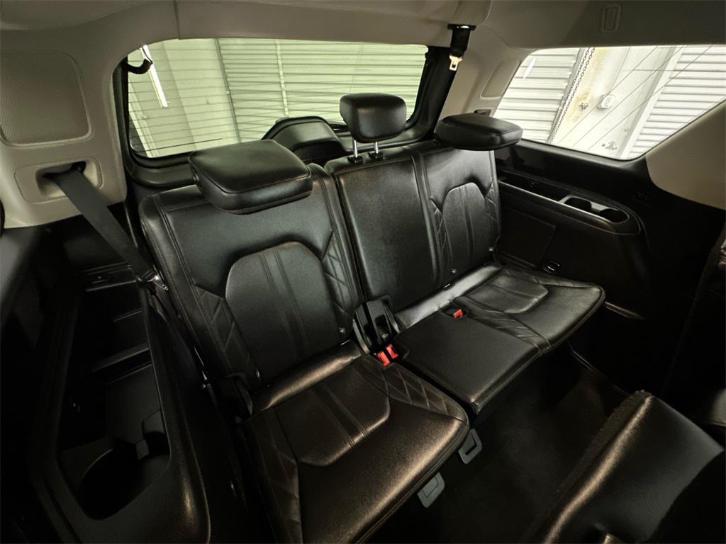used 2018 Ford Expedition car, priced at $24,347