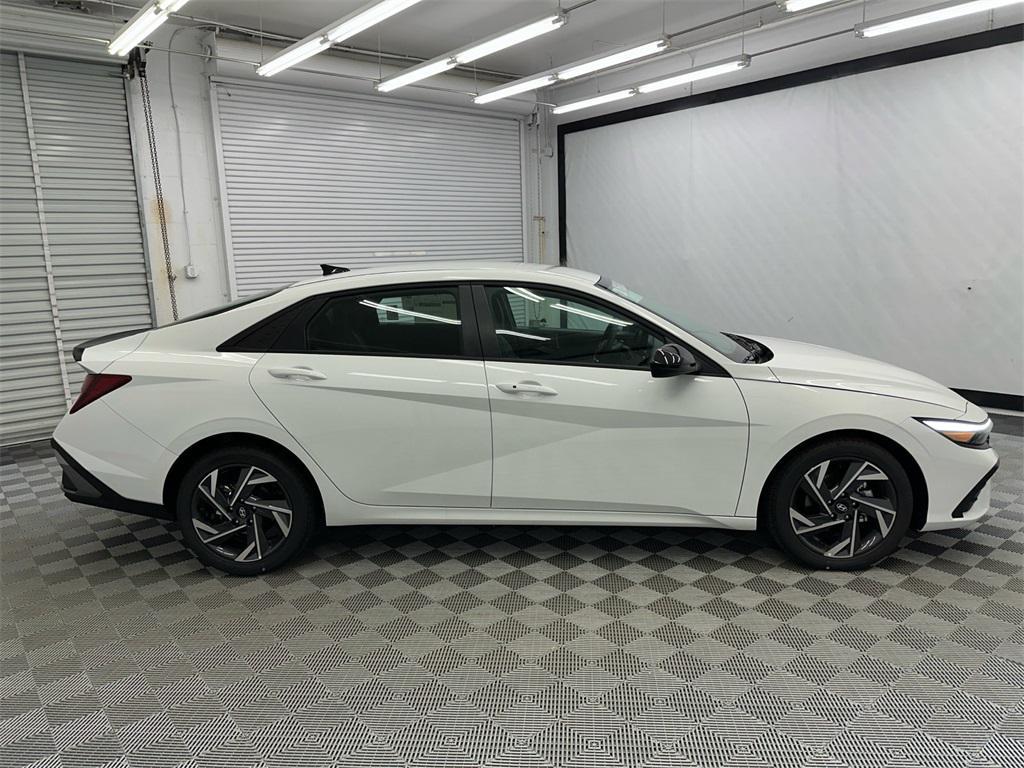 new 2025 Hyundai Elantra car, priced at $23,604