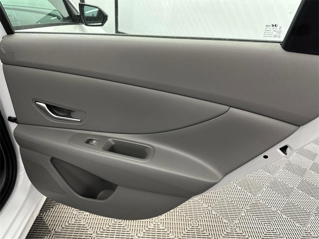 new 2025 Hyundai Elantra car, priced at $23,604