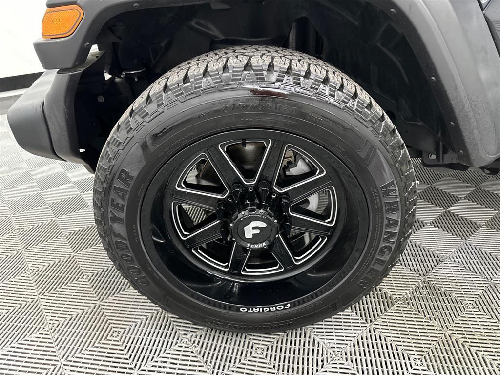 used 2021 Jeep Wrangler Unlimited car, priced at $27,733