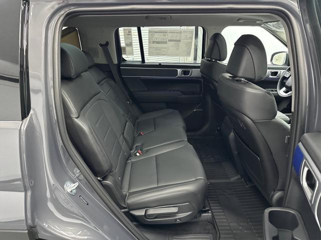 new 2025 Hyundai Santa Fe car, priced at $42,458
