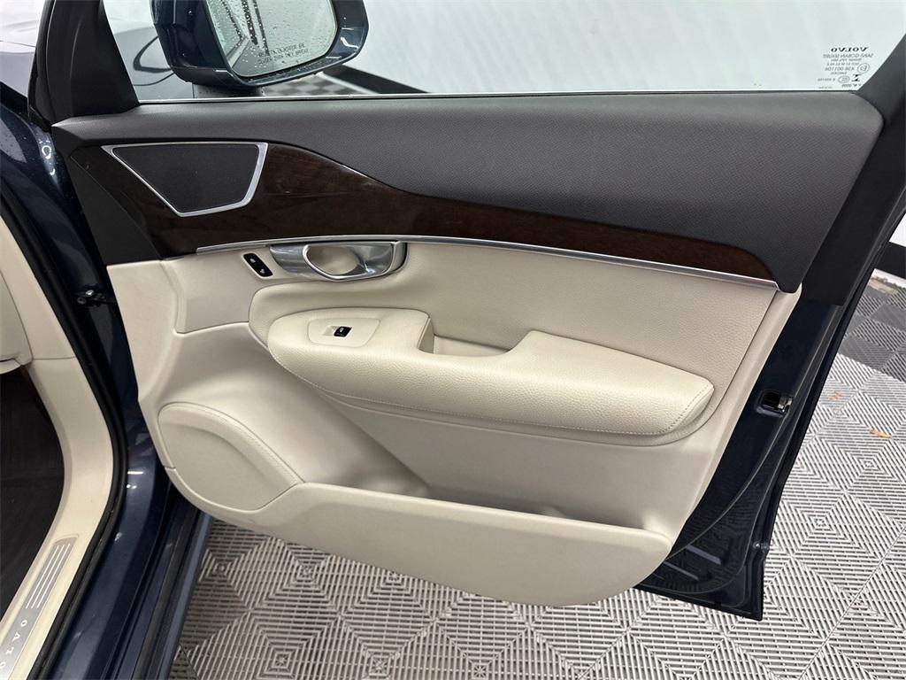 used 2019 Volvo XC90 car, priced at $23,212