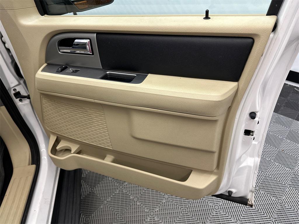 used 2016 Ford Expedition car, priced at $10,475