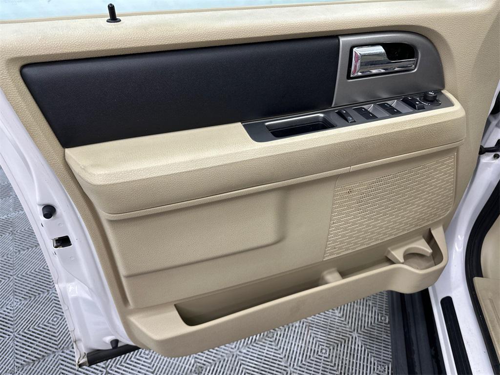 used 2016 Ford Expedition car, priced at $10,475
