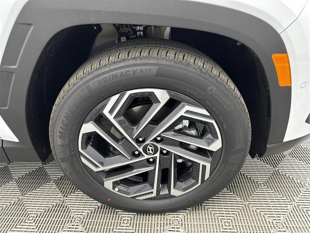 new 2025 Hyundai TUCSON Hybrid car, priced at $40,778
