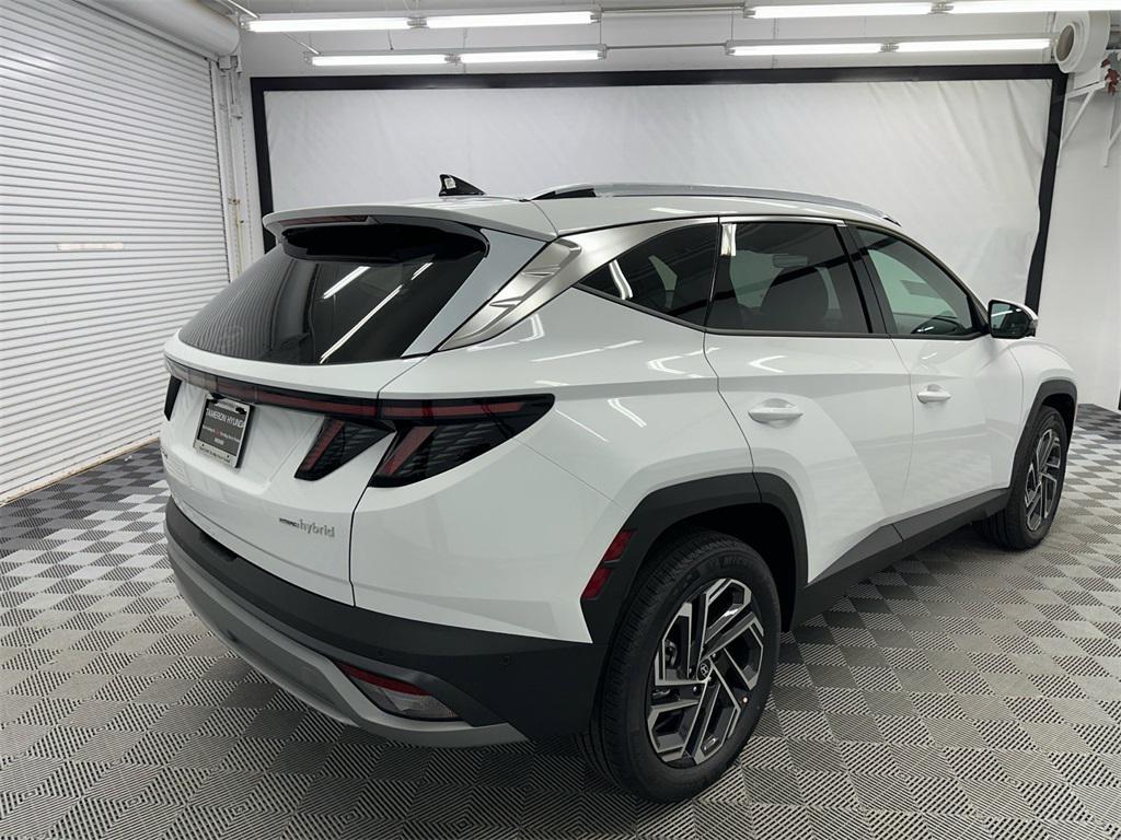 new 2025 Hyundai TUCSON Hybrid car, priced at $40,778