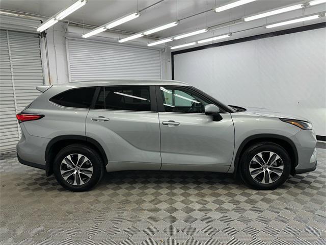 used 2023 Toyota Highlander car, priced at $37,495