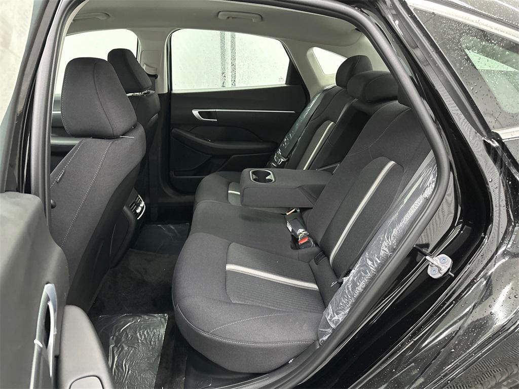 new 2025 Hyundai Sonata Hybrid car, priced at $30,338