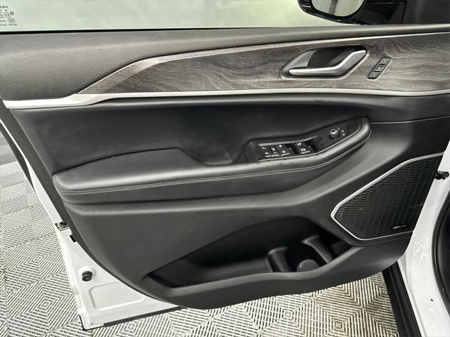 used 2021 Jeep Grand Cherokee L car, priced at $26,985