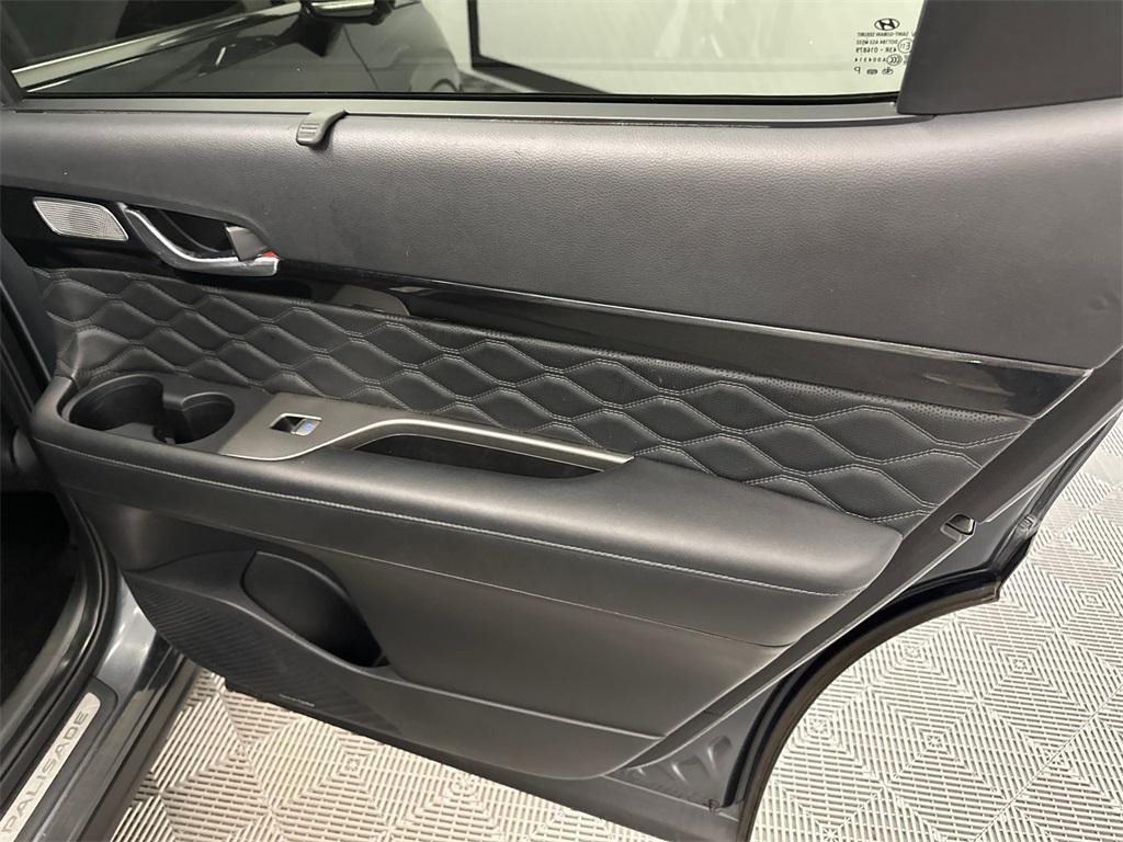 used 2021 Hyundai Palisade car, priced at $24,936