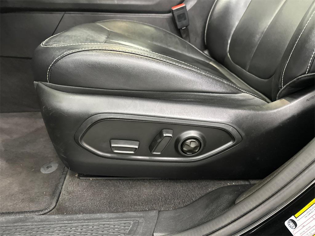 used 2022 Jeep Grand Cherokee L car, priced at $25,828