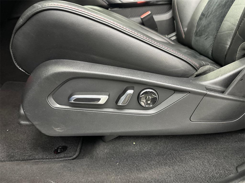used 2022 Acura MDX car, priced at $33,785