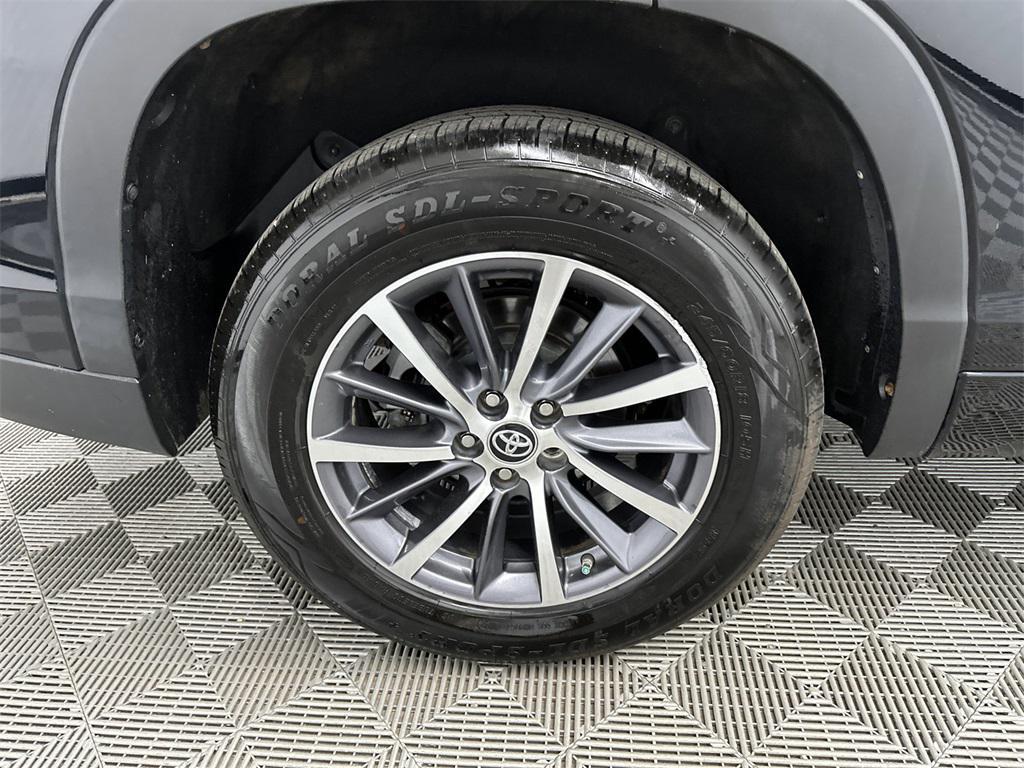 used 2018 Toyota Highlander car, priced at $20,931