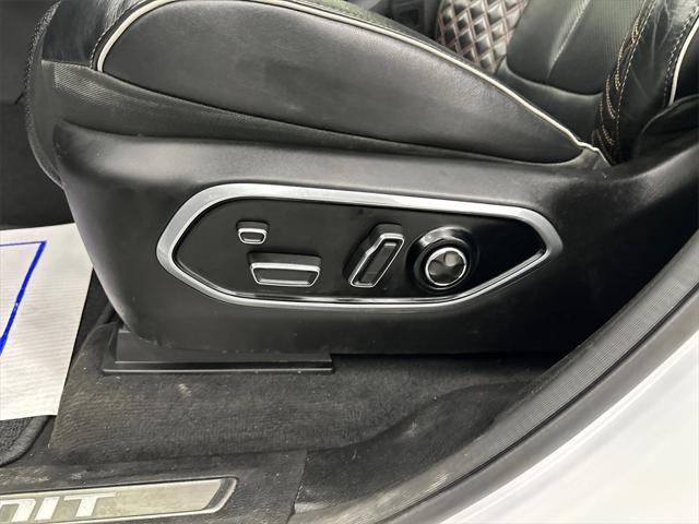 used 2022 Jeep Grand Cherokee car, priced at $37,922