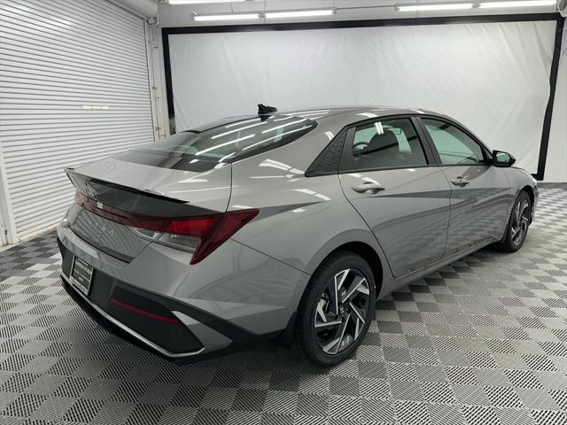 new 2025 Hyundai Elantra car, priced at $23,069