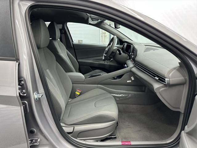 new 2025 Hyundai Elantra car, priced at $23,069
