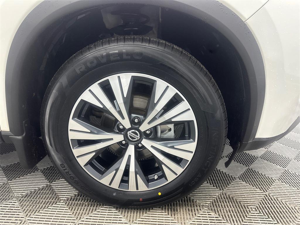 used 2021 Nissan Rogue car, priced at $16,882