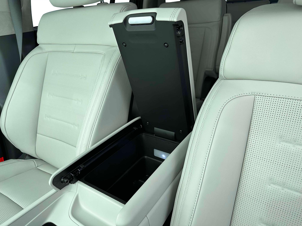 new 2025 Hyundai Santa Fe car, priced at $46,439