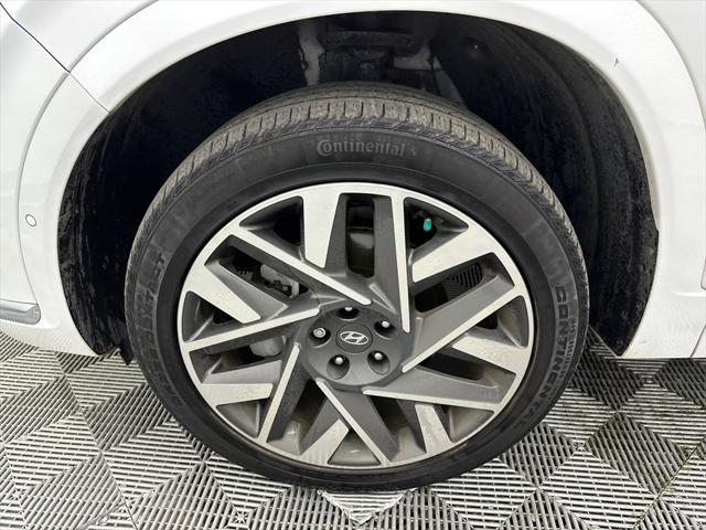 used 2023 Hyundai Santa Fe car, priced at $31,897