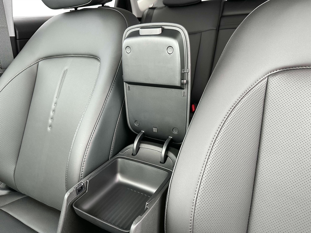 new 2025 Hyundai Kona car, priced at $31,558