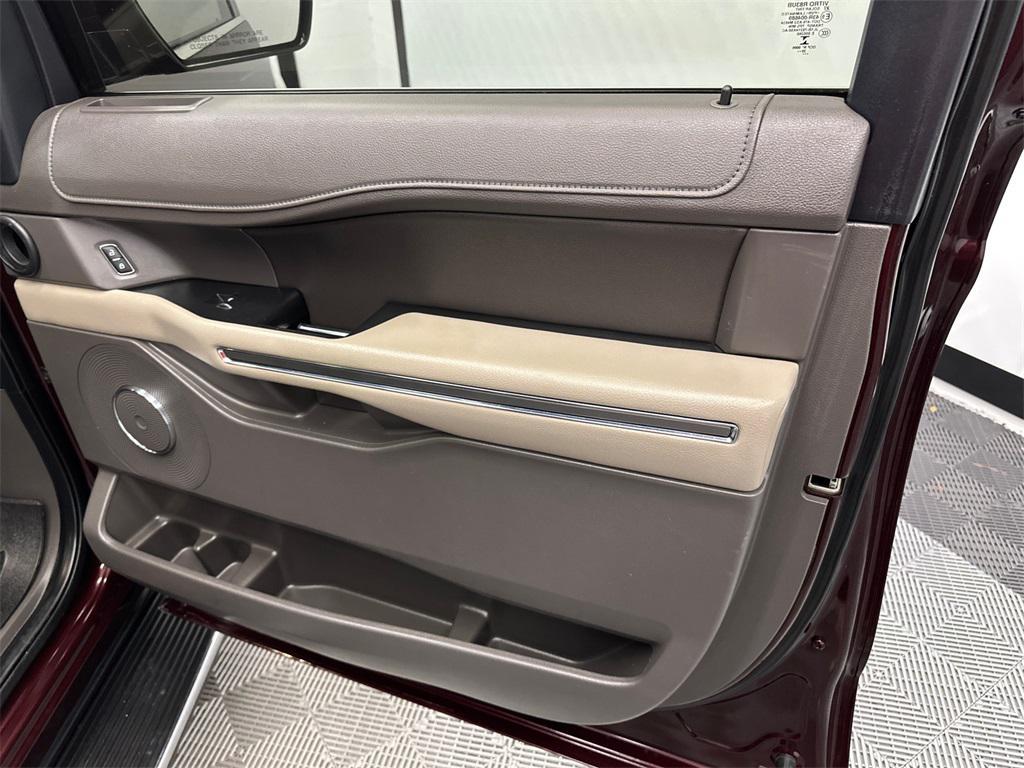 used 2021 Ford Expedition car, priced at $31,791
