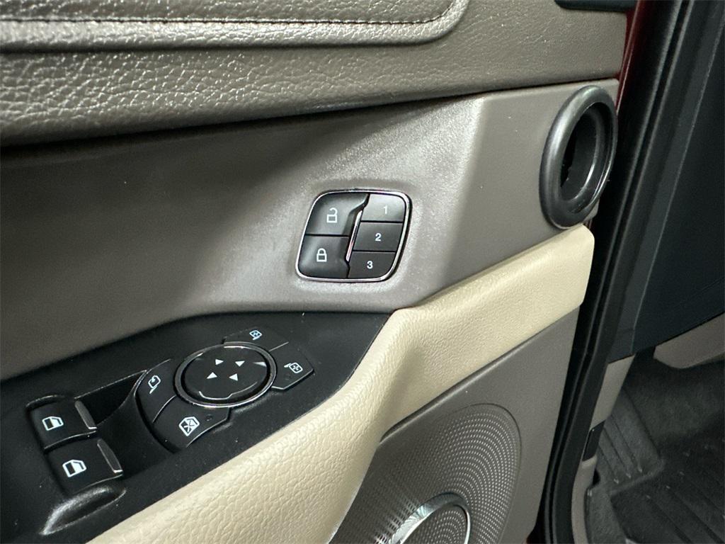 used 2021 Ford Expedition car, priced at $31,791