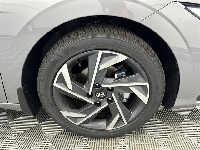 new 2025 Hyundai Elantra car, priced at $23,074