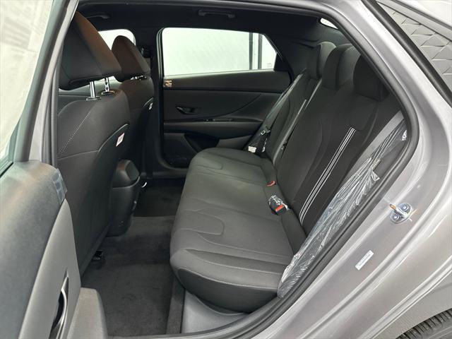 new 2025 Hyundai Elantra car, priced at $23,074