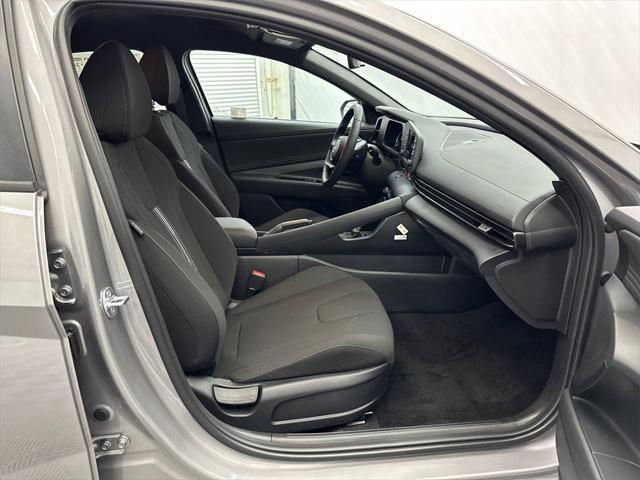 new 2025 Hyundai Elantra car, priced at $23,074