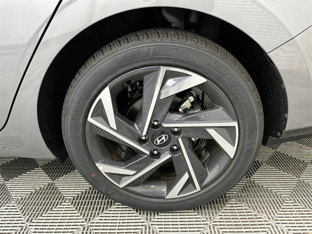new 2025 Hyundai Elantra car, priced at $25,823