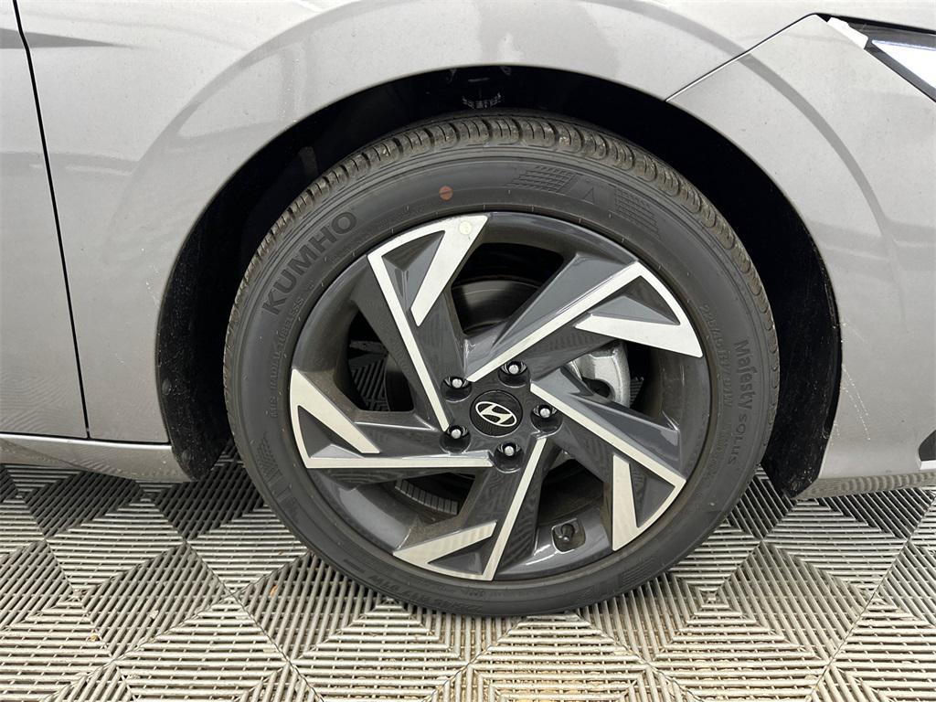 new 2025 Hyundai Elantra car, priced at $25,823
