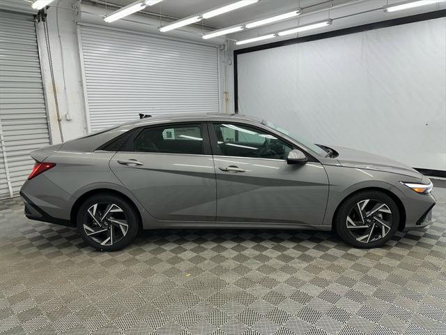 new 2025 Hyundai Elantra car, priced at $25,573