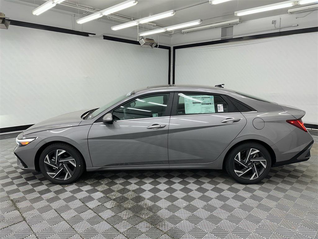 new 2025 Hyundai Elantra car, priced at $25,823