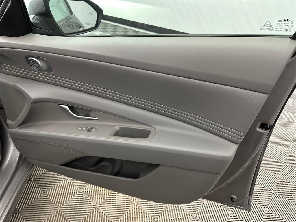 new 2025 Hyundai Elantra car, priced at $25,823
