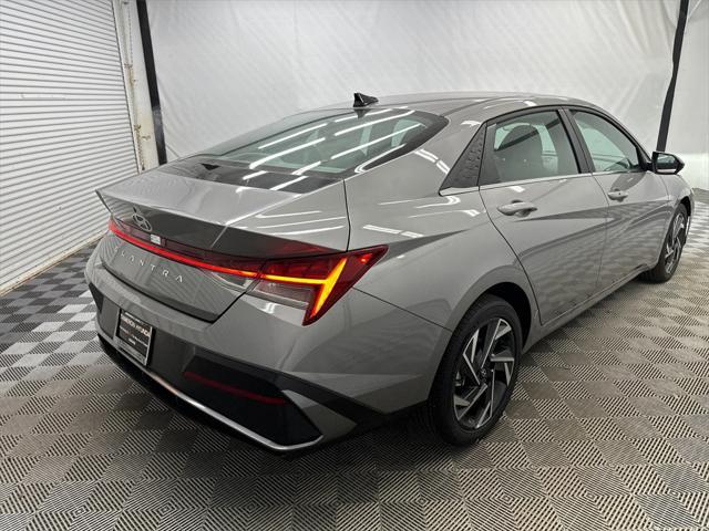 new 2025 Hyundai Elantra car, priced at $25,573