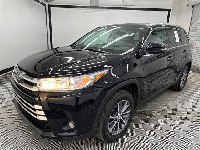 used 2019 Toyota Highlander car, priced at $22,897