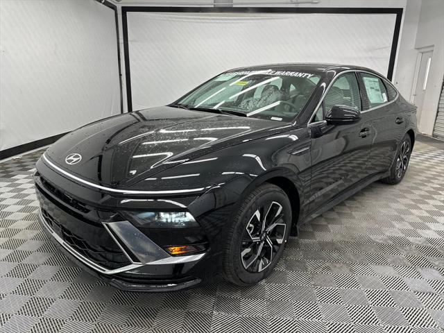 new 2025 Hyundai Sonata car, priced at $28,635