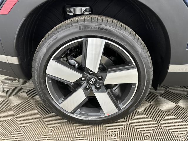 new 2025 Hyundai Santa Fe car, priced at $42,437