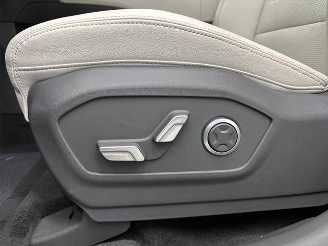 new 2025 Hyundai Santa Fe car, priced at $42,437