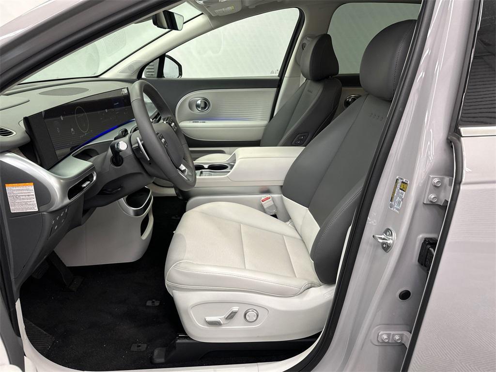 new 2026 Hyundai IONIQ 9 car, priced at $63,735