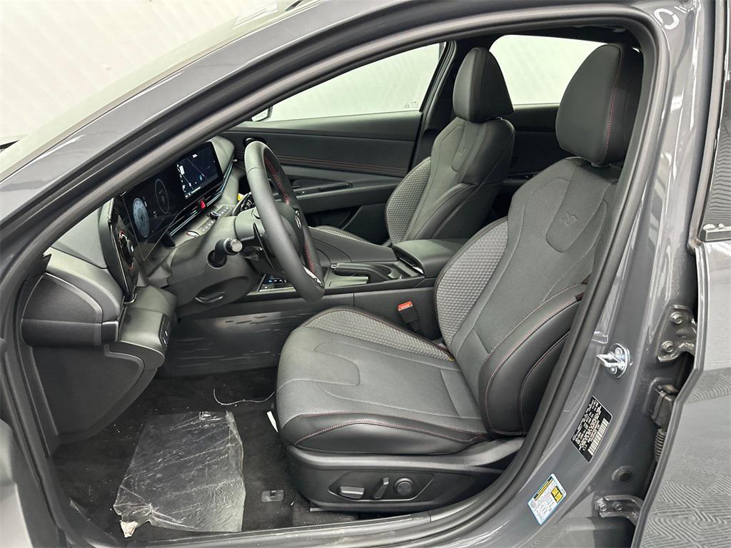 new 2025 Hyundai Elantra car, priced at $30,030