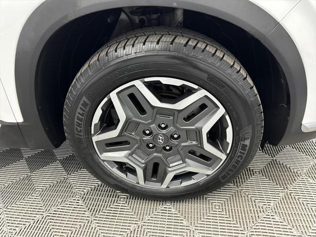 used 2021 Hyundai SANTA FE HEV car, priced at $21,821