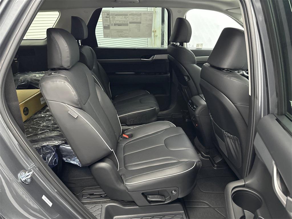 new 2025 Hyundai Palisade car, priced at $43,689