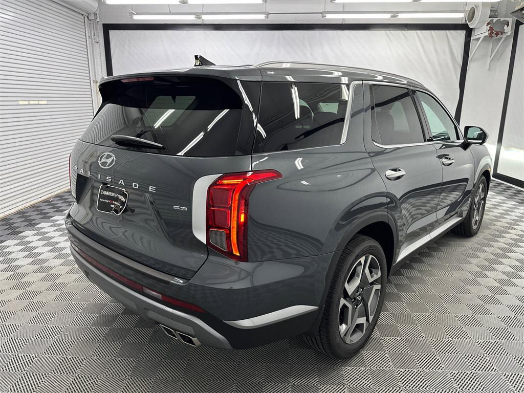 new 2025 Hyundai Palisade car, priced at $43,689