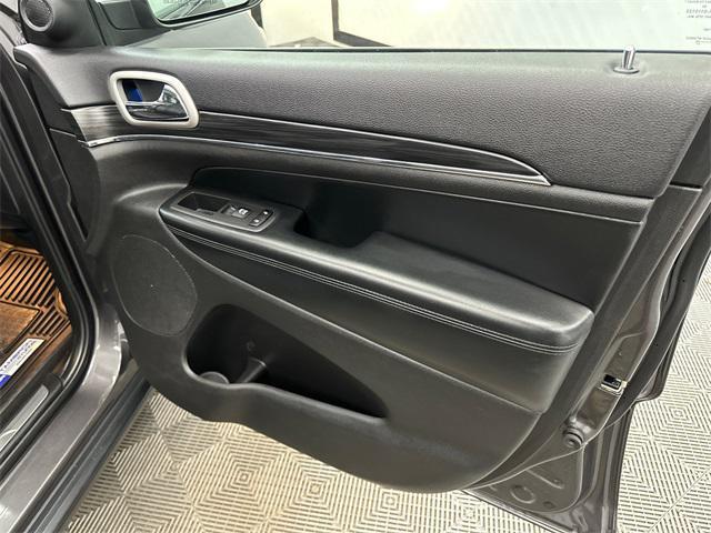 used 2020 Jeep Grand Cherokee car, priced at $18,323