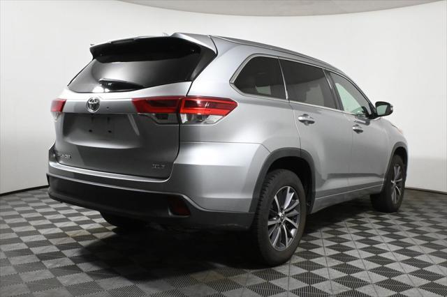 used 2017 Toyota Highlander car, priced at $22,778