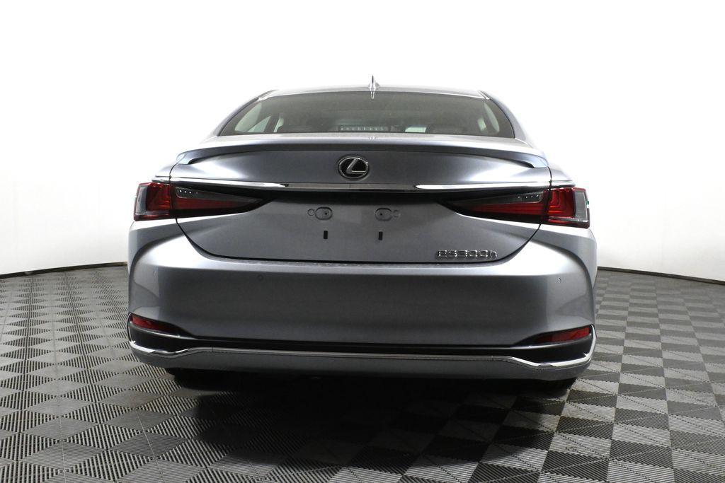 new 2025 Lexus ES 300h car, priced at $51,194